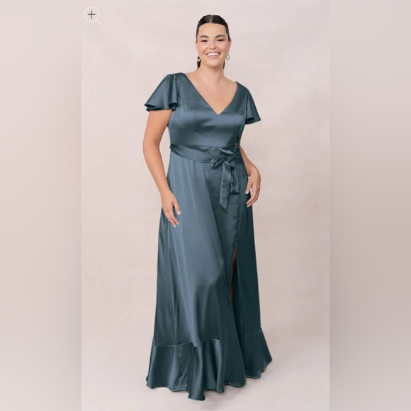 Revelry Dresses & Skirts - NWT Revelry Thalia Satin Dress Bridesmaid Dress Size 12 COLOR: Eucalyptus - 712